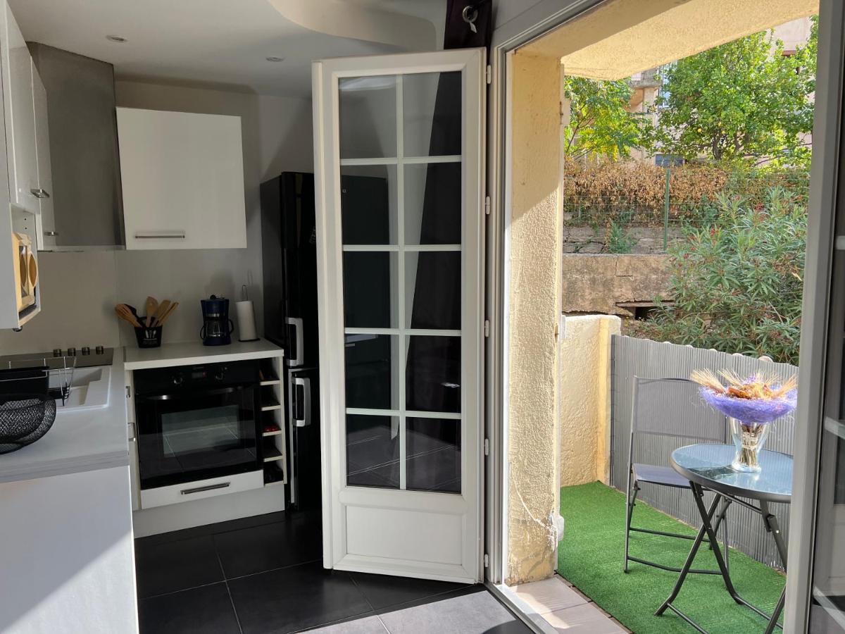 L'Appart Isa&Marc T2 Avec Rez-De-Jardin Bormes-les-Mimosas Exterior foto
